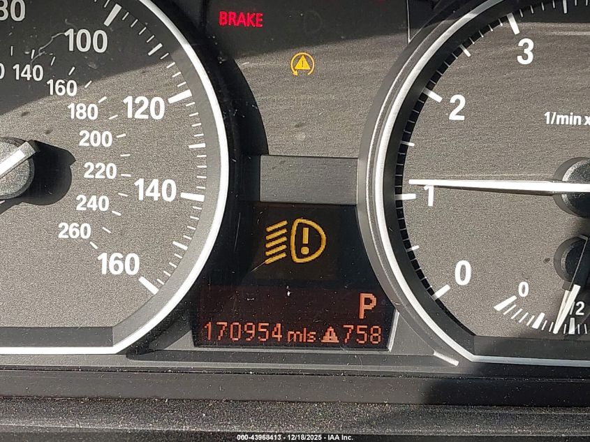 2010 BMW 128I VIN: WBAUP9C57AVL89133 Lot: 43968413