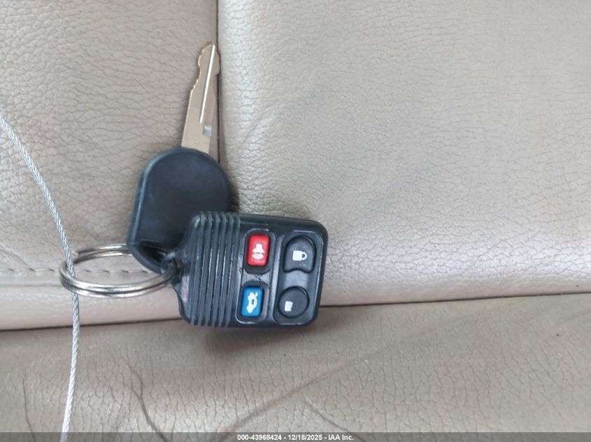 2005 Ford Mustang VIN: 1ZVHT84N055255575 Lot: 43968424