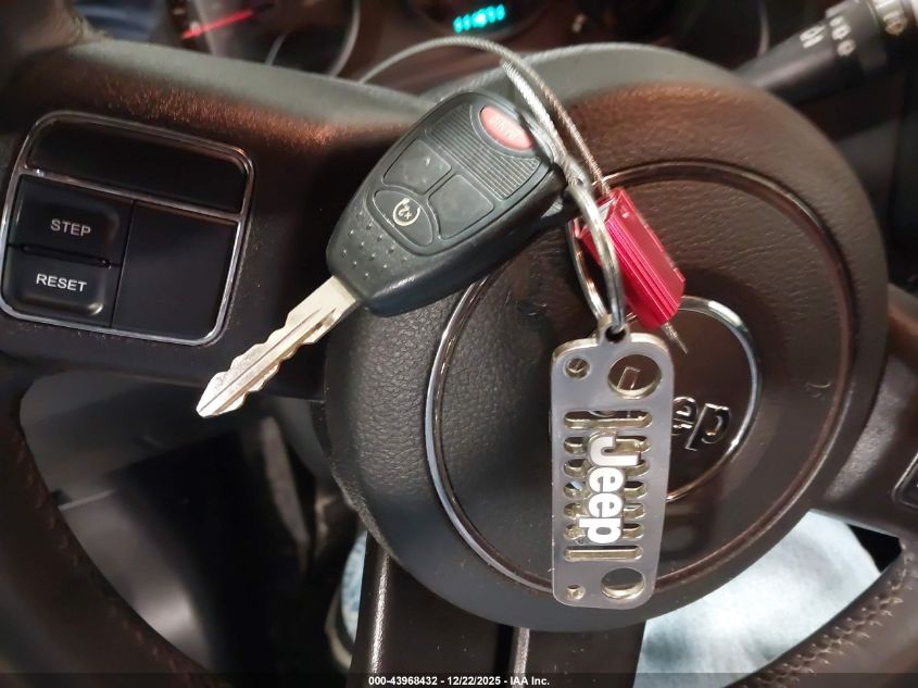 2013 Jeep Compass Latitude VIN: 1C4NJDEB6DD222674 Lot: 43968432