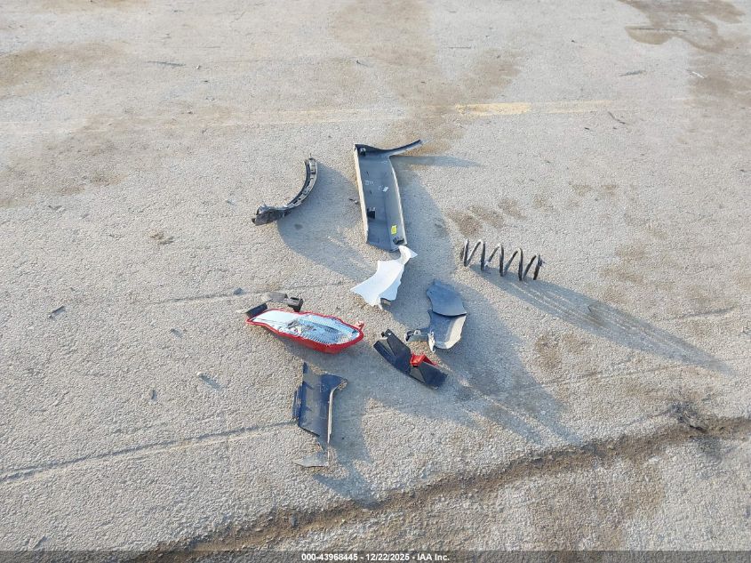 2022 Buick Encore Gx Awd Essence VIN: KL4MMGSL5NB009496 Lot: 43968445