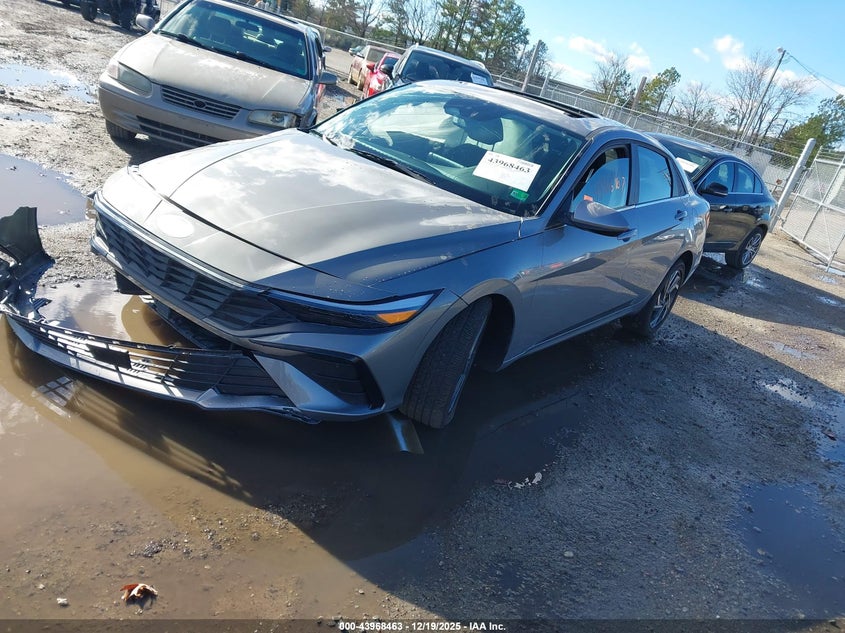 2025 Hyundai Elantra Sel Convenience