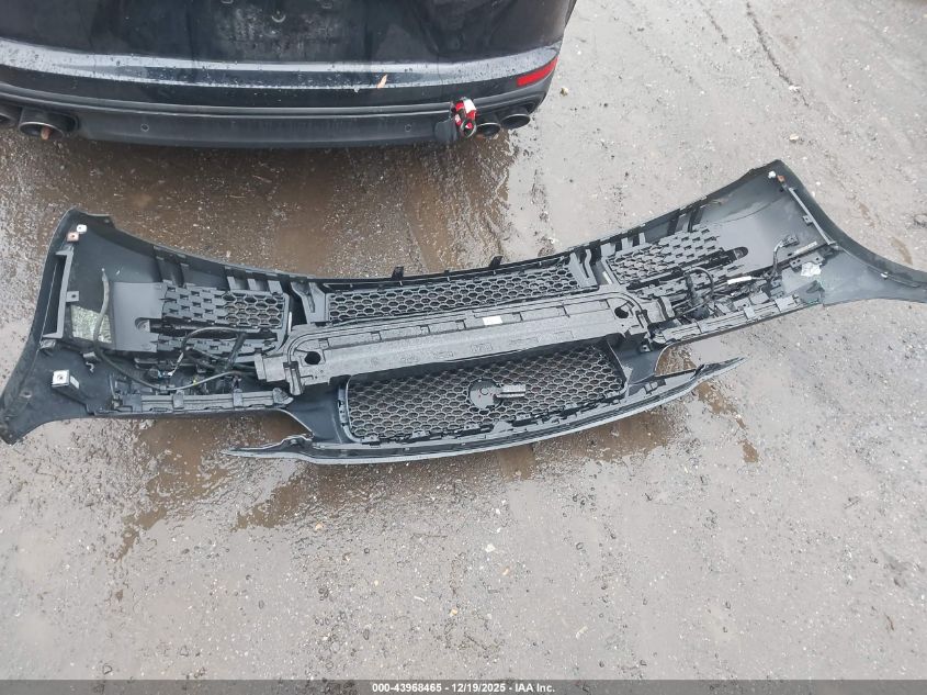 2017 Jaguar Xe 35T Premium VIN: SAJAJ4BV3HA963211 Lot: 43968465