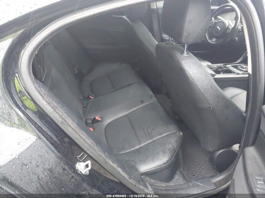 2017 Jaguar Xe 35T Premium VIN: SAJAJ4BV3HA963211 Lot: 43968465