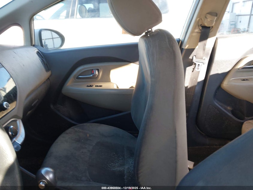 2016 KIA RIO auction photo 5