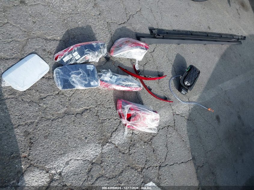 2025 Audi Q3 Premium 45 Tfsi S Line Quattro Tiptronic VIN: WA1DECF34S1076947 Lot: 43968528