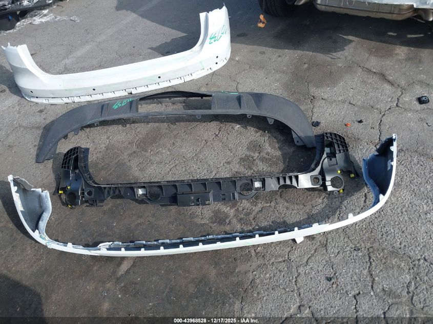 2025 Audi Q3 Premium 45 Tfsi S Line Quattro Tiptronic VIN: WA1DECF34S1076947 Lot: 43968528