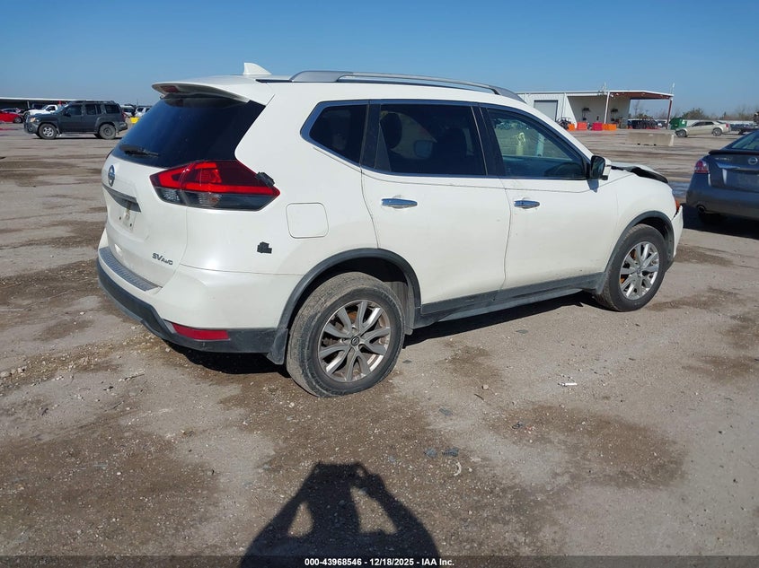 JN8AT2MV0JW353855 2018 NISSAN ROGUE photo no. 4