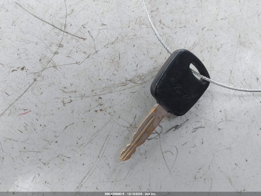 2004 Ford F-150 Heritage Xl/Xlt VIN: 2FTRF17204CA42279 Lot: 43968615