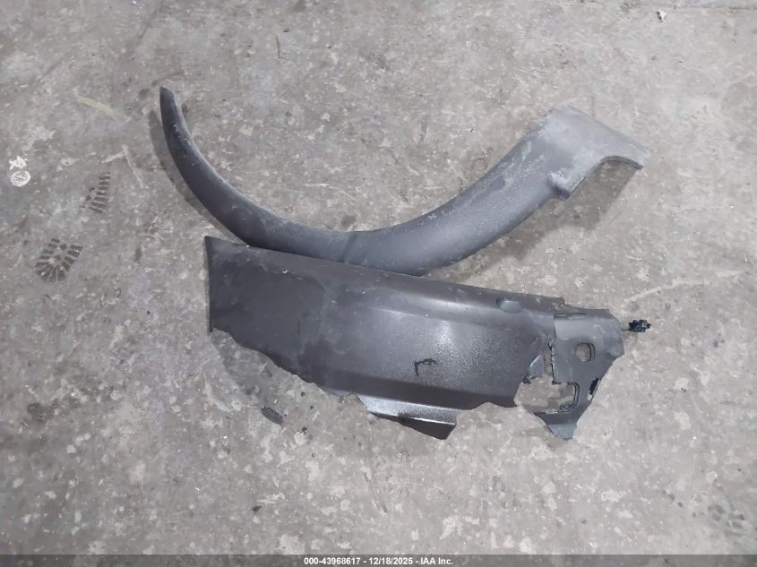 2005 Volvo Xc70 2.5T Awd VIN: YV1SZ592551199932 Lot: 43968617