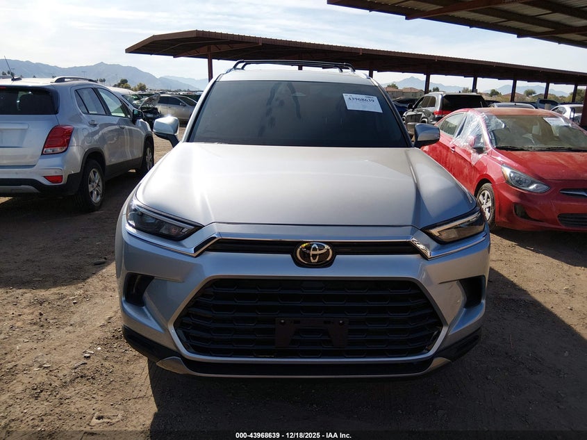 5TDAAAB53RS031964 2024 TOYOTA HIGHLANDER photo no. 12