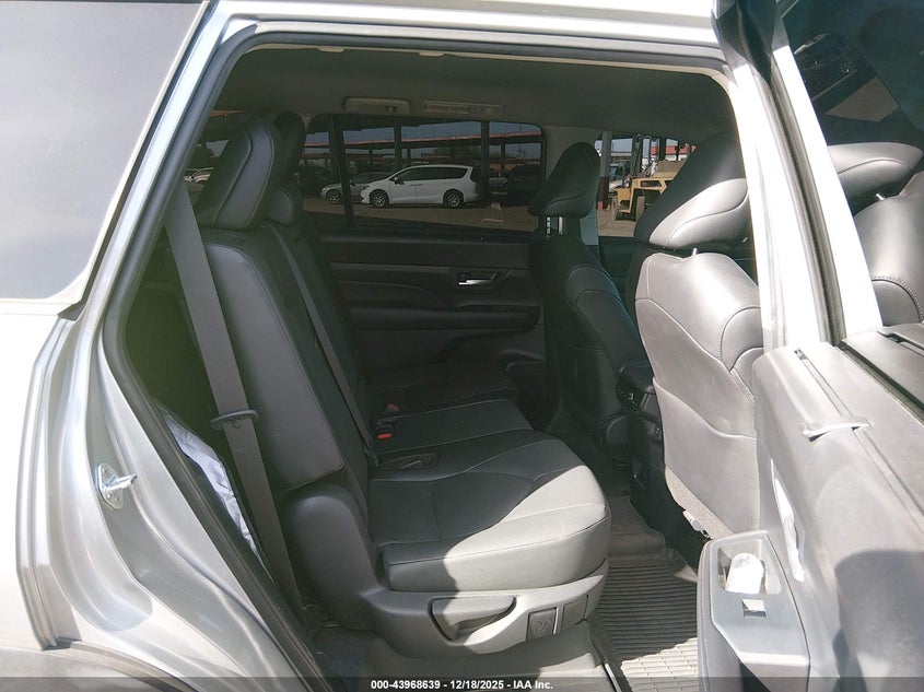5TDAAAB53RS031964 2024 TOYOTA HIGHLANDER photo no. 8