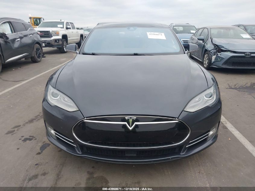 2015 Tesla Model S 70D/85D/P85D VIN: 5YJSA1H23FF091132 Lot: 43968671
