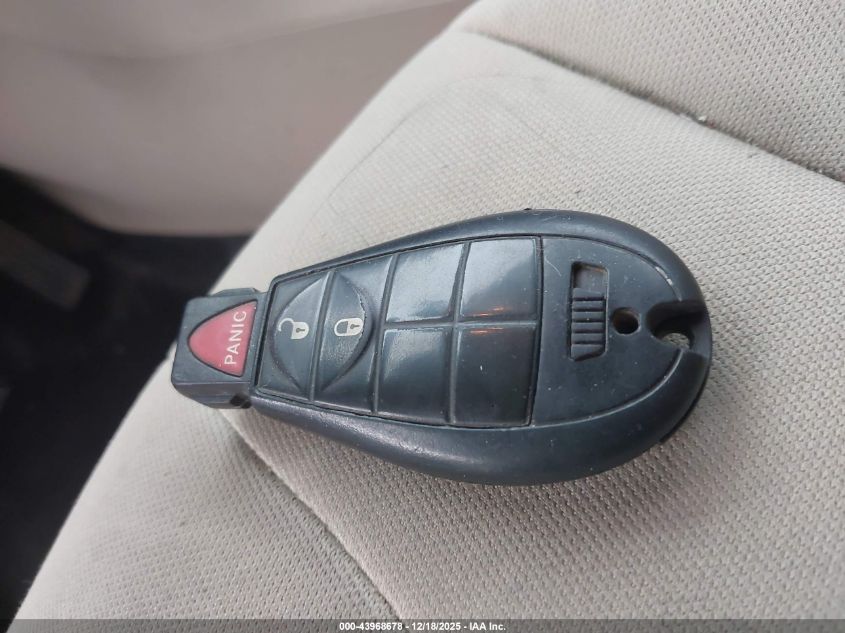 2019 Jeep Cherokee Latitude Fwd VIN: 1C4PJLCX6KD383881 Lot: 43968678