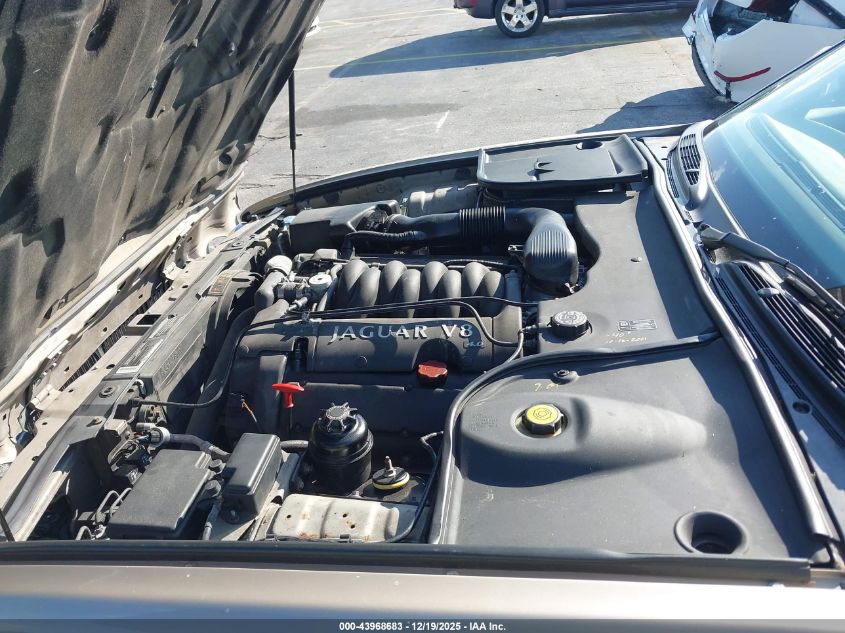 2000 Jaguar Xj8 VIN: SAJDA14C0YLF09240 Lot: 43968683