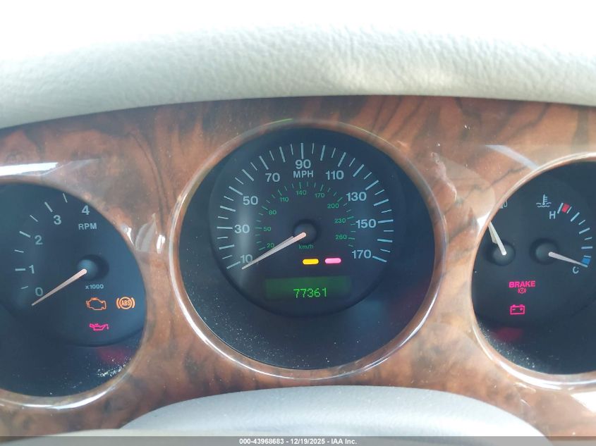 2000 Jaguar Xj8 VIN: SAJDA14C0YLF09240 Lot: 43968683