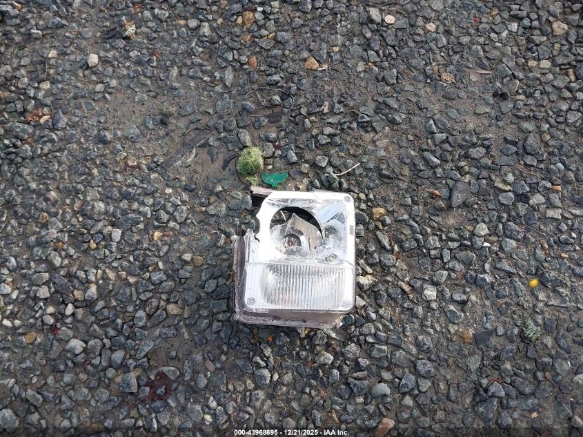 2005 Cadillac Srx V6 VIN: 1GYEE637150216296 Lot: 43968695