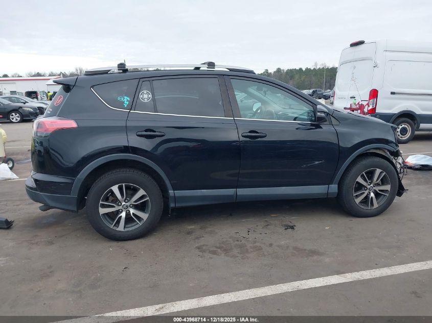 2018 Toyota Rav4 Xle VIN: 2T3RFREV0JW813169 Lot: 43968714