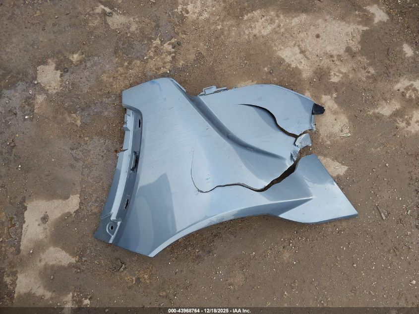 2024 Toyota Corolla Cross Le VIN: 7MUCAAAG9RV087800 Lot: 43968764