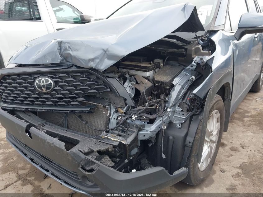 2024 Toyota Corolla Cross Le VIN: 7MUCAAAG9RV087800 Lot: 43968764