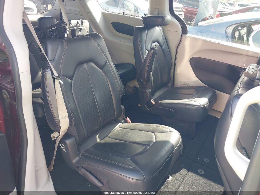 2020 Chrysler Pacifica Touring L VIN: 2C4RC1BG7LR279942 Lot: 43968796