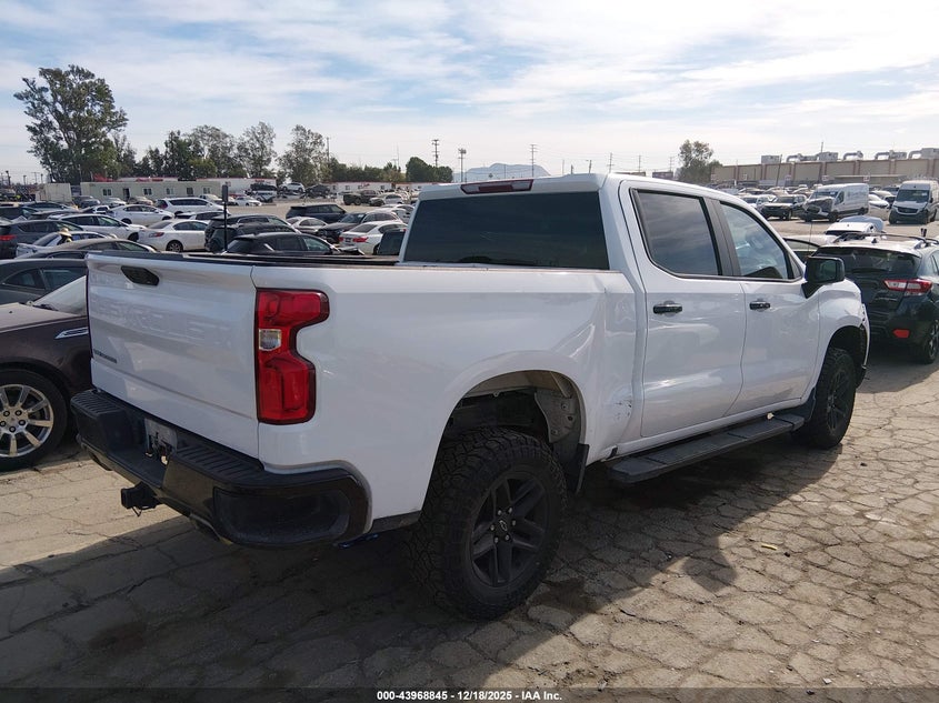 2023 CHEVROLET SILVERADO 1500 4WD SHORT BED LT TRAIL BOSS — Photo 4