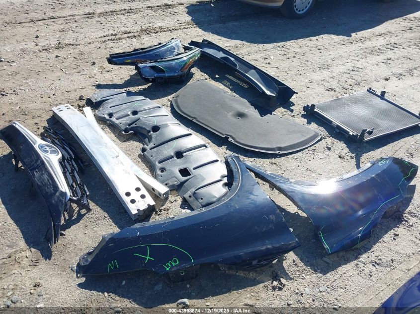 2021 Toyota Highlander Xle VIN: 5TDGZRBH3MS556690 Lot: 43968874