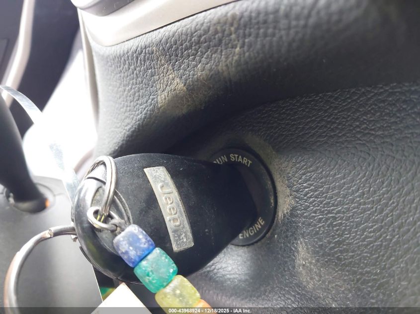 2014 Jeep Cherokee Latitude VIN: 1C4PJMCB1EW308217 Lot: 43968924