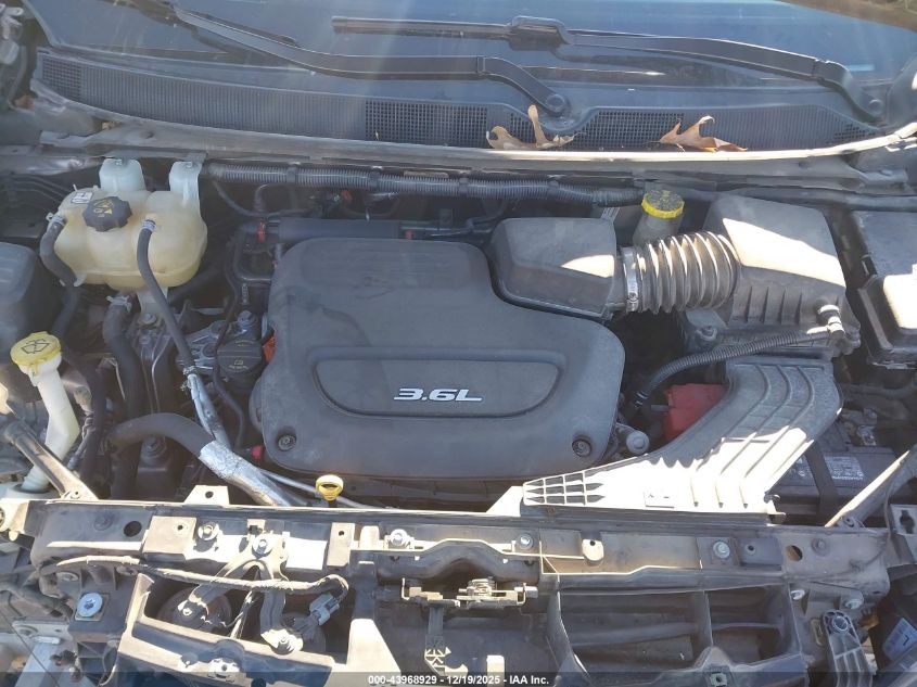 2017 Chrysler Pacifica Touring-L VIN: 2C4RC1BG7HR551722 Lot: 43968929