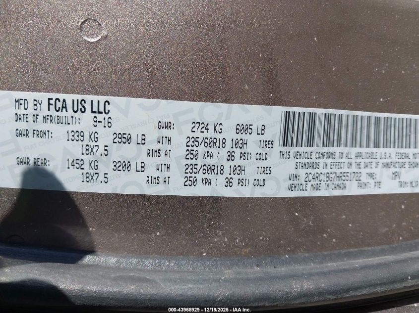 2017 Chrysler Pacifica Touring-L VIN: 2C4RC1BG7HR551722 Lot: 43968929