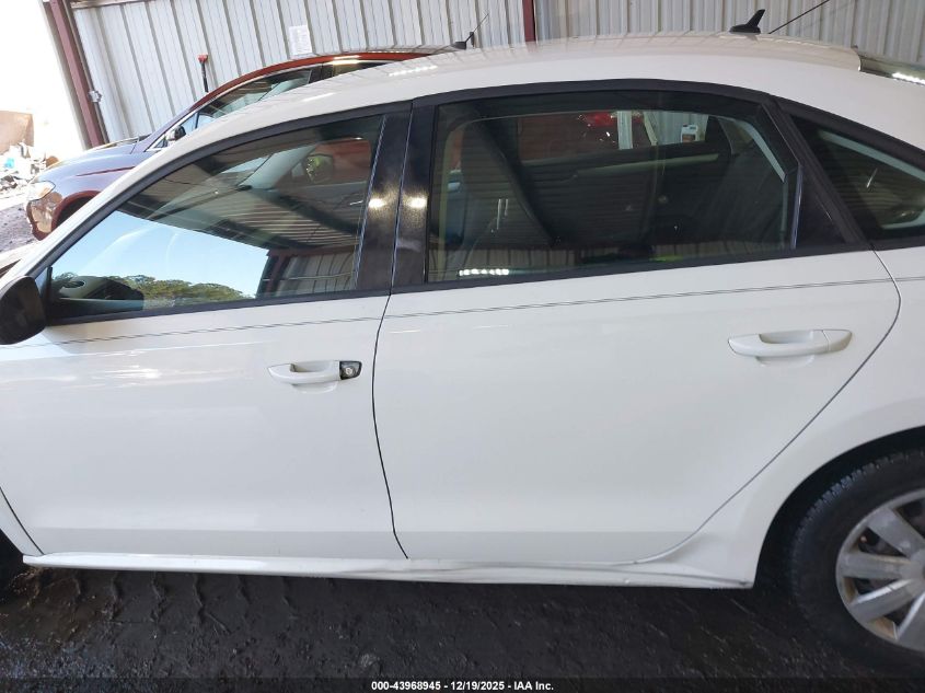 2013 Volkswagen Passat 2.5L S VIN: 1VWAP7A38DC096172 Lot: 43968945