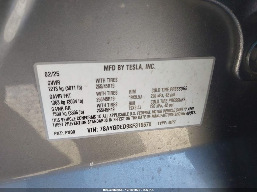 2025 Tesla Model Y Long Range Dual Motor Rear-Wheel Drive VIN: 7SAYGDED9SF319678 Lot: 43968954
