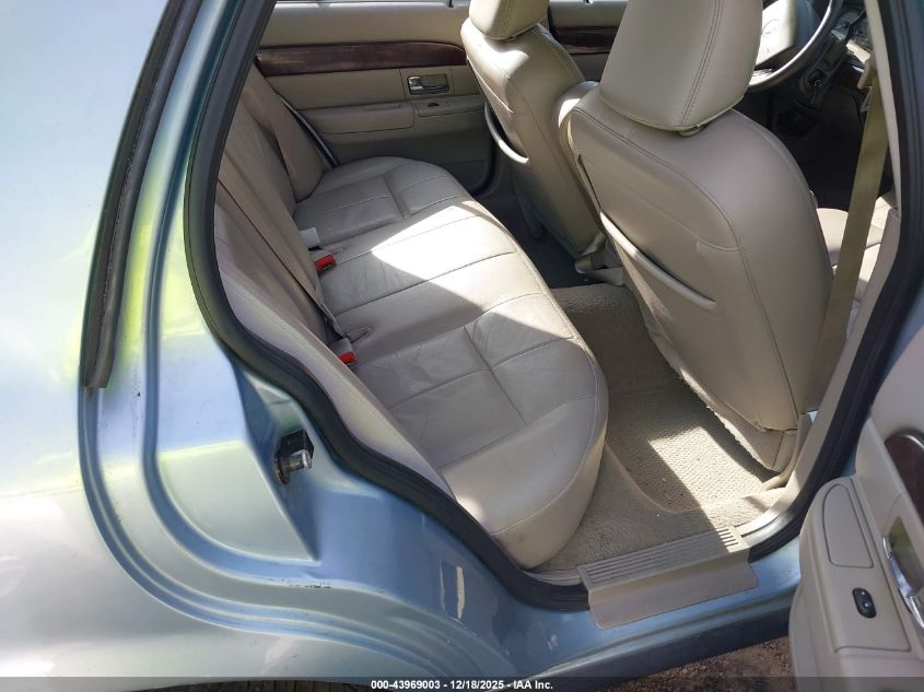 2008 Mercury Grand Marquis Gs VIN: 2MEFM74V18X631669 Lot: 43969003