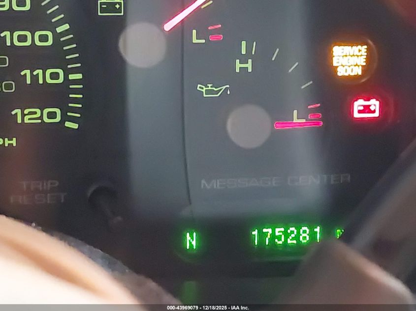 2005 Ford Explorer Eddie Bauer VIN: 1FMZU74K05UB75862 Lot: 43969079