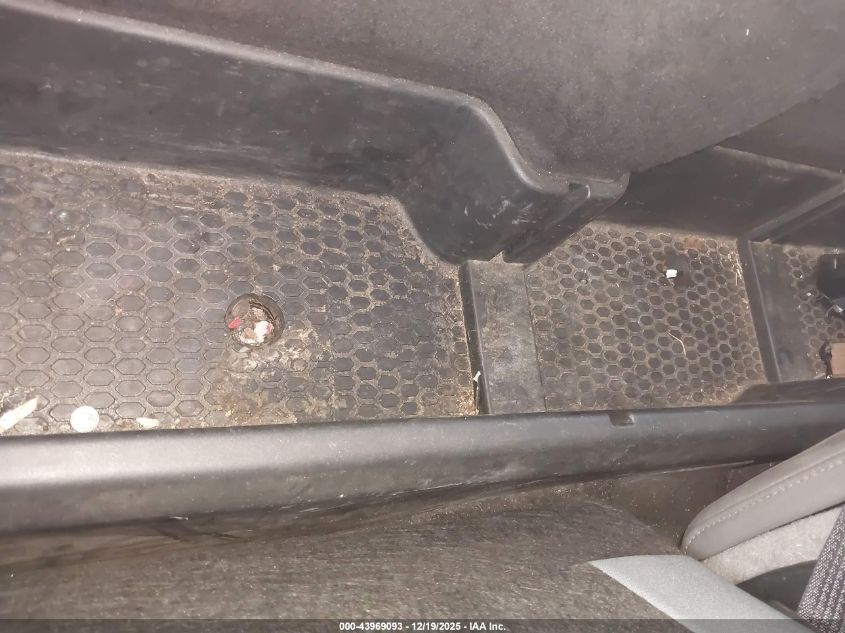 2017 Ram 1500 Tradesman 4X2 6'4 Box VIN: 3C6JR6AG7HG548584 Lot: 43969093