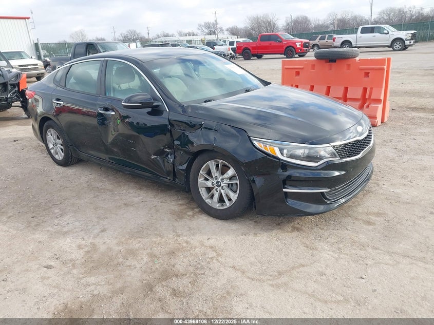 5XXGT4L30HG152566 2017 Kia Optima Lx auction photo 1
