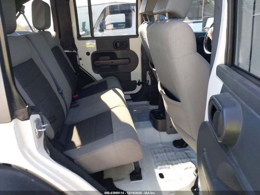 2010 Jeep Wrangler Unlimited Rubicon VIN: 1J4BA6H16AL195098 Lot: 43969114