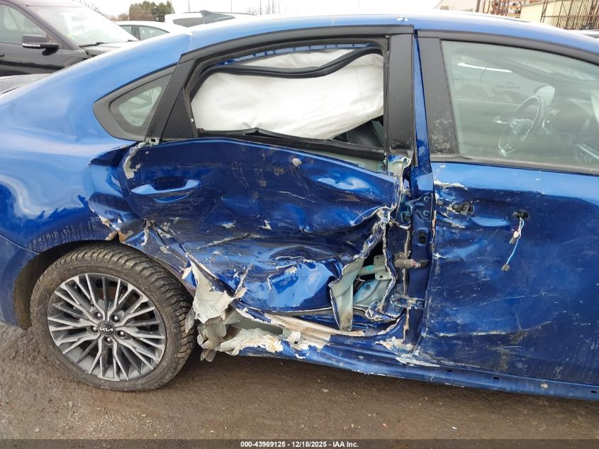 2024 Kia Forte Gt-Line VIN: 3KPF54AD5RE793529 Lot: 43969125