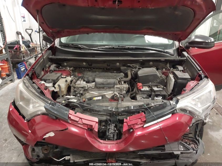 2018 Toyota Rav4 Le VIN: JTMBFREV2JD250480 Lot: 43969134