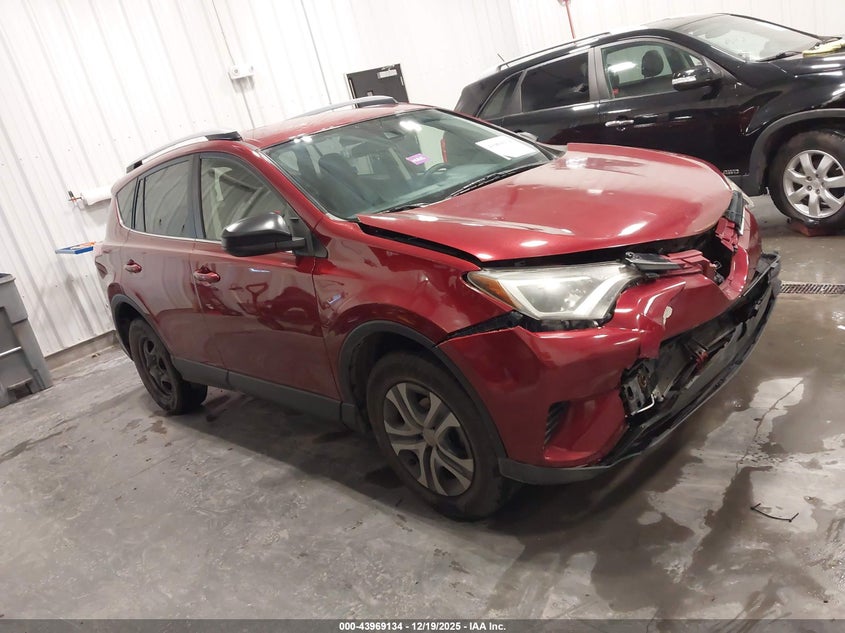 JTMBFREV2JD250480 2018 Toyota Rav4 Le auction photo 1