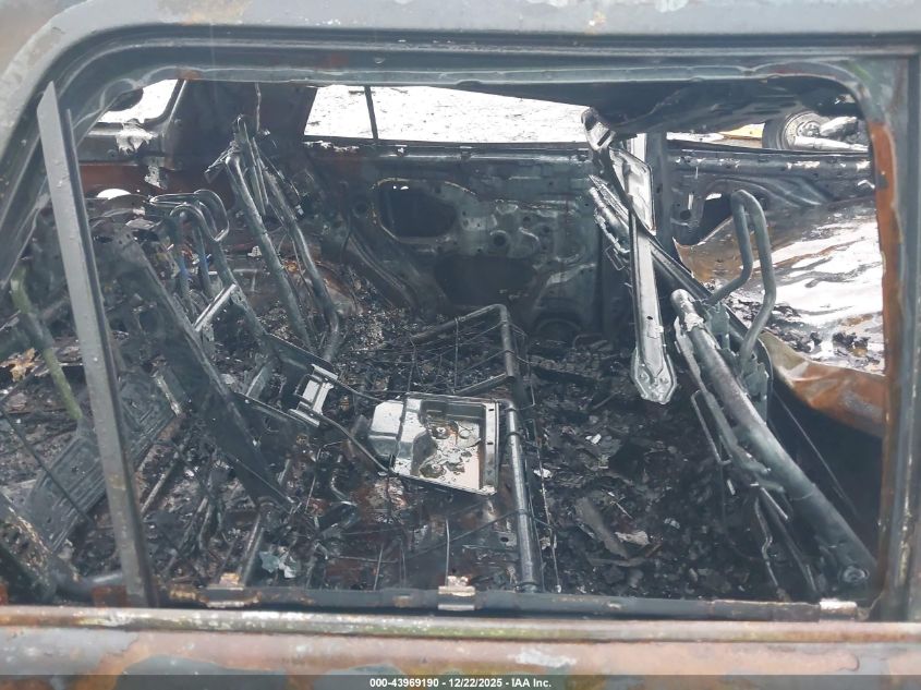 2016 Toyota 4Runner Limited VIN: JTEBU5JR8G5363744 Lot: 43969190