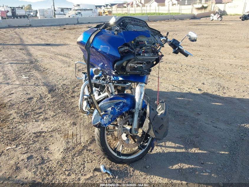 2015 Harley-Davidson Fltrxs Road Glide Special VIN: 1HD1KTM12FB679042 Lot: 43969225