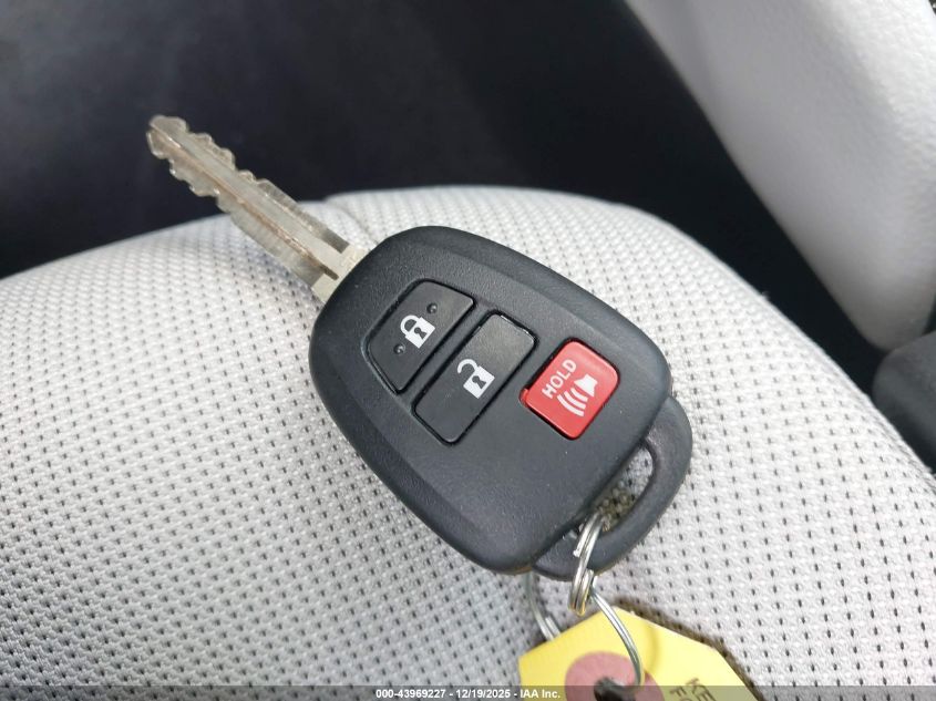 2025 Toyota Corolla Cross L VIN: 7MUAAAAG6SV145262 Lot: 43969227