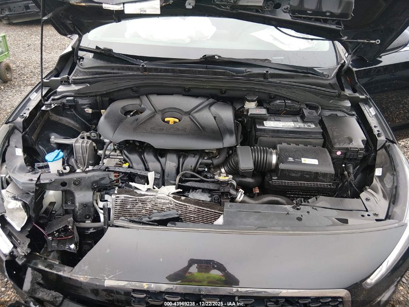 2019 Hyundai Elantra Gt VIN: KMHH35LE6KU090695 Lot: 43969238