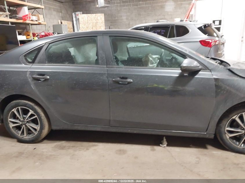 2024 Kia Forte Lxs VIN: 3KPF24AD6RE699538 Lot: 43969244