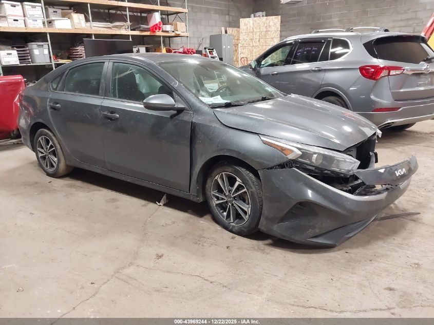 2024 Kia Forte Lxs VIN: 3KPF24AD6RE699538 Lot: 43969244