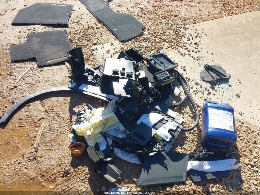 2018 Kia Sorento 2.4L L VIN: 5XYPG4A36JG426359 Lot: 43969246