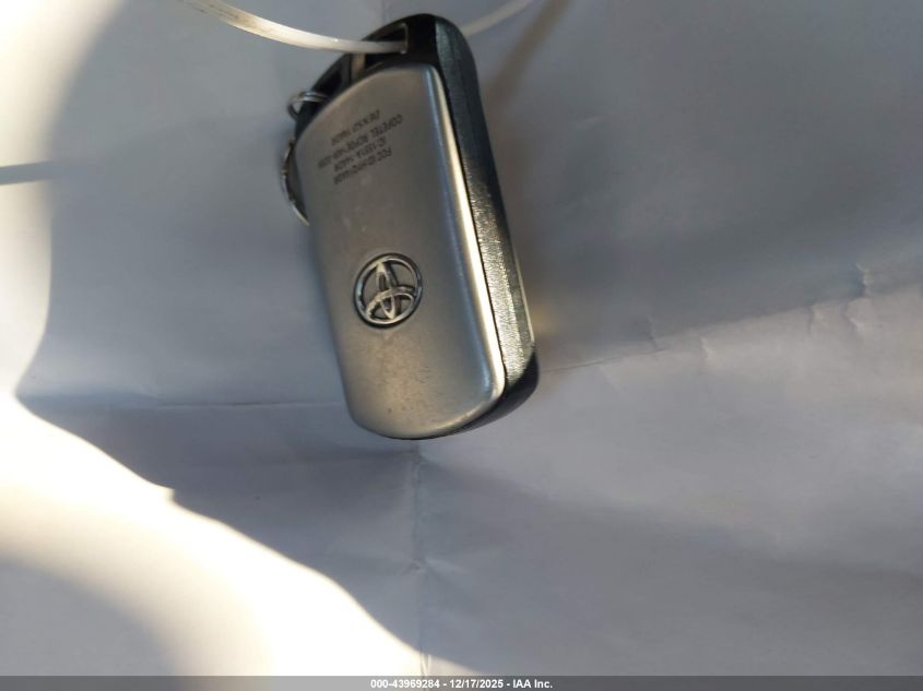 2020 Toyota Sienna Xle VIN: 5TDYZ3DC9LS039976 Lot: 43969284