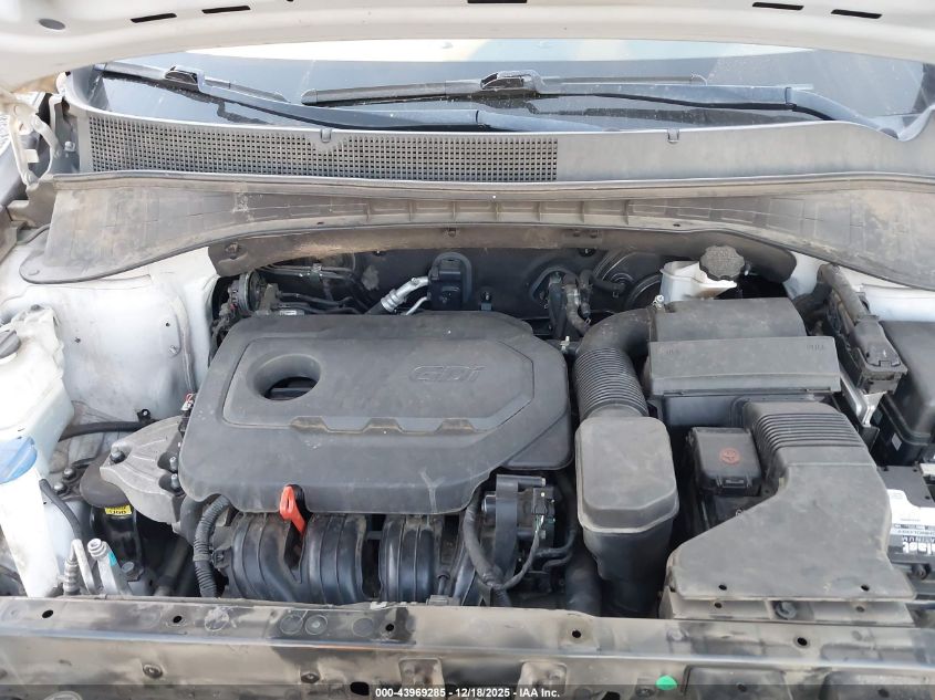 2016 Kia Sorento 2.4L L VIN: 5XYPG4A38GG002240 Lot: 43969285