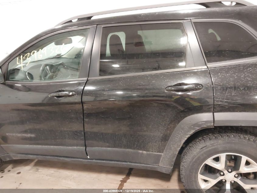 2017 Jeep Cherokee Trailhawk VIN: 1C4PJMBS1HW625405 Lot: 43969326