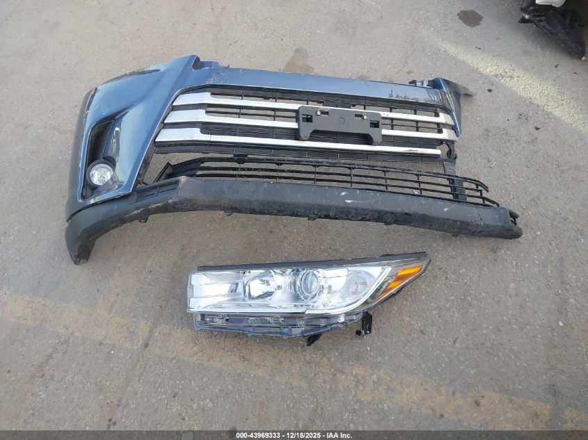 2019 Toyota Highlander Xle VIN: 5TDJZRFH9KS998774 Lot: 43969333